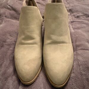 Women’s Tan Suede Ankle Boots